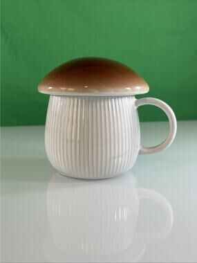 World Market Mushroom Ceramic Coffee Mug / Tea Cup with Lid 10 oz Brown & White